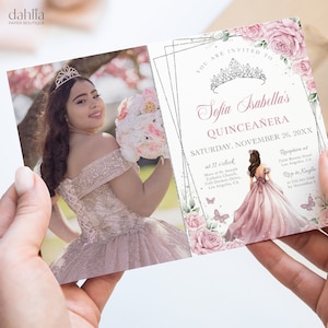 Blush roze zilveren Quinceañera uitnodiging met foto, bewerkbare vlinder uitnodiging sjabloon, Floral Mis Quince Anos verjaardag Tiara prinses Q042
