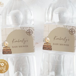 Aventura espera baby shower, plantilla de etiqueta de etiqueta de botella de agua EDITABLE, viaje, aventura, maleta, globo, género neutro, Corjl, BS093