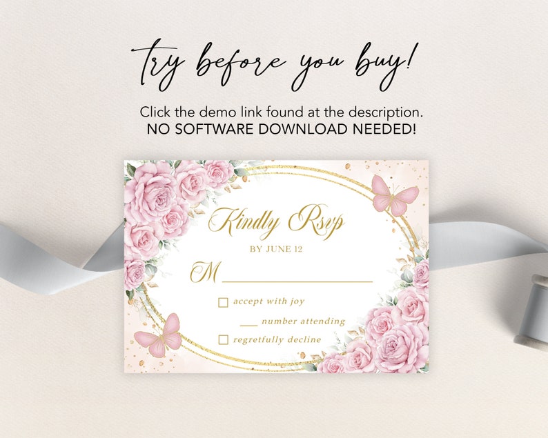 K&ouml;nnte beinhalten: Eine rosafarbene und goldene RSVP-Karte mit einem Blumendesign und Schmetterlingen. Der Text auf der Karte lautet "Kindly RSVP by June 12". Es gibt drei Optionen zur Auswahl: mit Freude annehmen, Anzahl der Teilnehmer und bedauerlicherweise ablehnen.