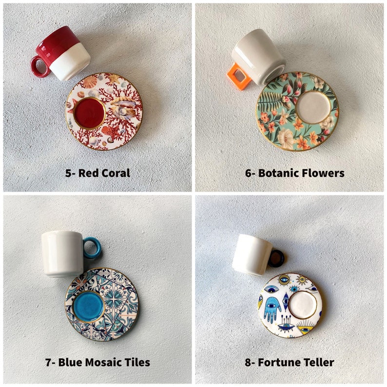 Pu&ograve; includere: Quattro piccole tazzine da caff&egrave; espresso in ceramica con piattini abbinati. I piattini presentano disegni unici: Corallo Rosso, Fiori Botanici, Piastrelle Mosaico Blu e Cartomante. Ogni tazza ha un manico di colore diverso.