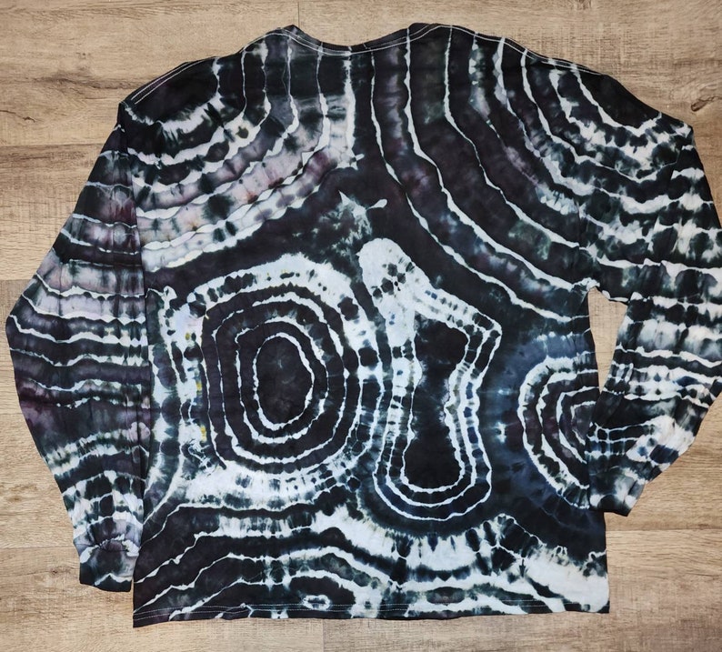 Black tourmaline long sleeve tie dye image 2