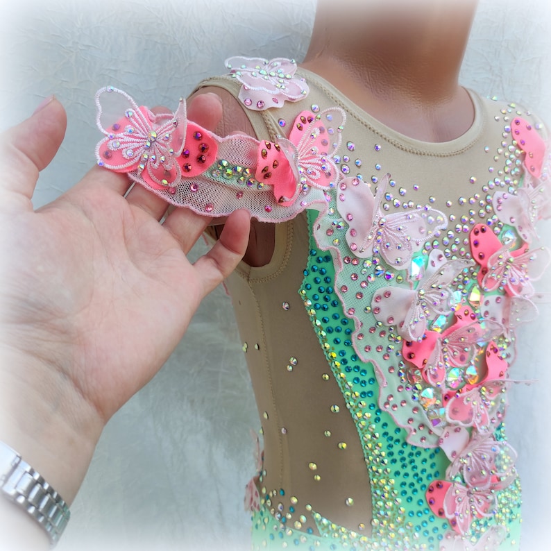 Rhythmic gymnastics leotard