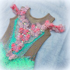 Rhythmic gymnastics leotard