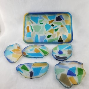 Resin Tray with 5 Geode Shaped Coasters