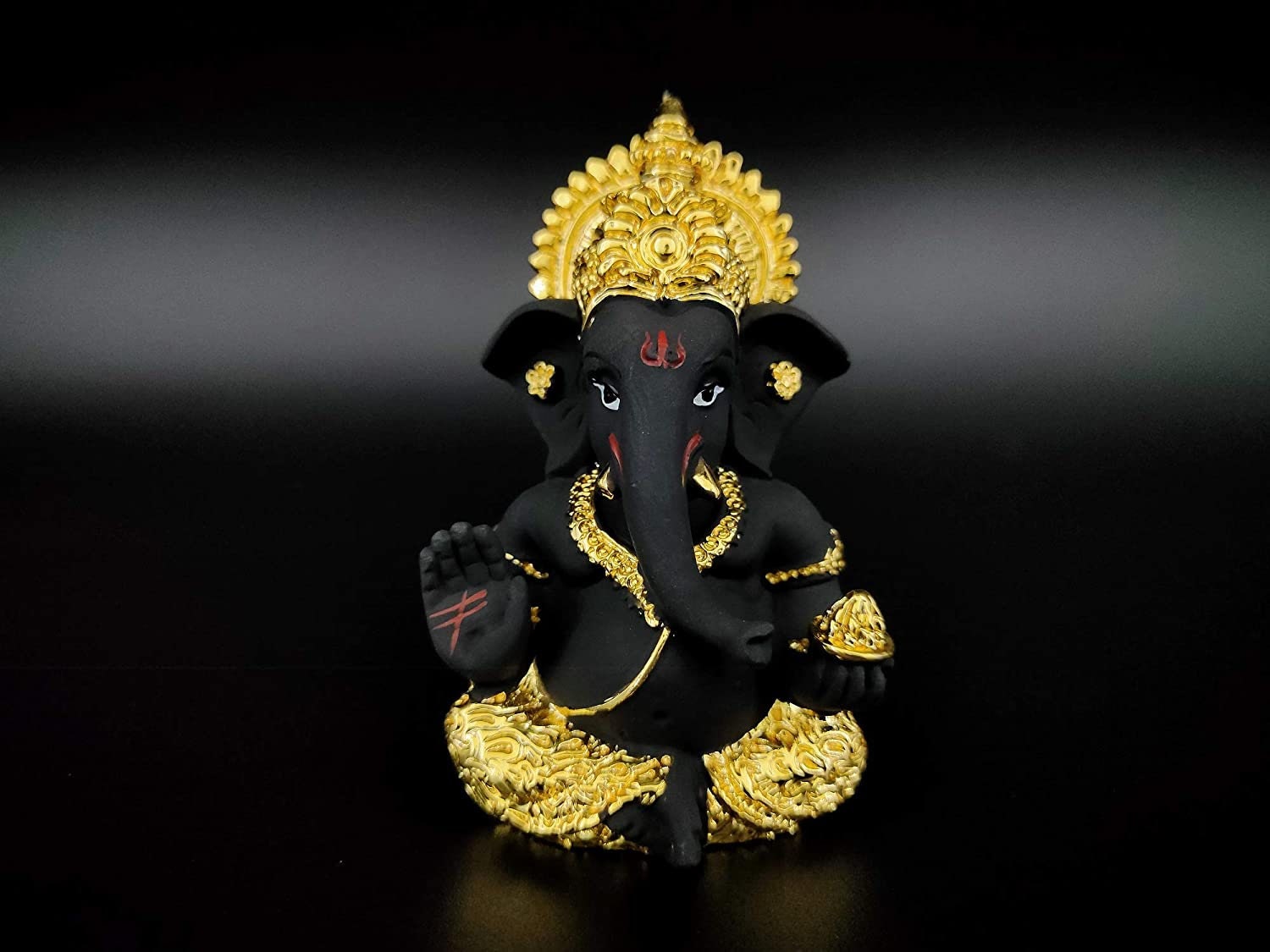 Lord Ganesha Statue for Car Dashboard God Ganesh Murti Ganpati Idol