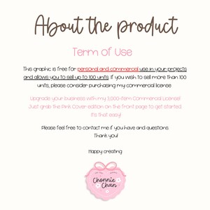 Puede incluir: Una p&aacute;gina de color crema claro con el texto "About the product" en escritura marr&oacute;n. Debajo, el texto "Term of Use" est&aacute; en rosa. El texto describe el uso del gr&aacute;fico, incluido el uso comercial y una licencia comercial. Un logotipo rosa en forma de coraz&oacute;n est&aacute; en la parte inferior.