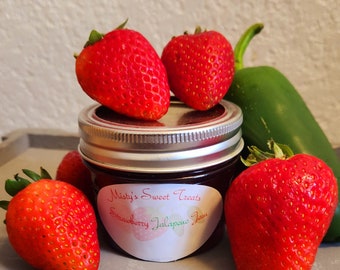 Strawberry jalapeño jam