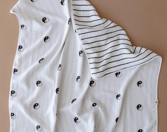 Yin Yang Double-Sided Muslin Baby Blanket