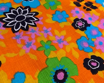 Amazing Vintage 1970s VIP Cotton Flower Power Fabric!