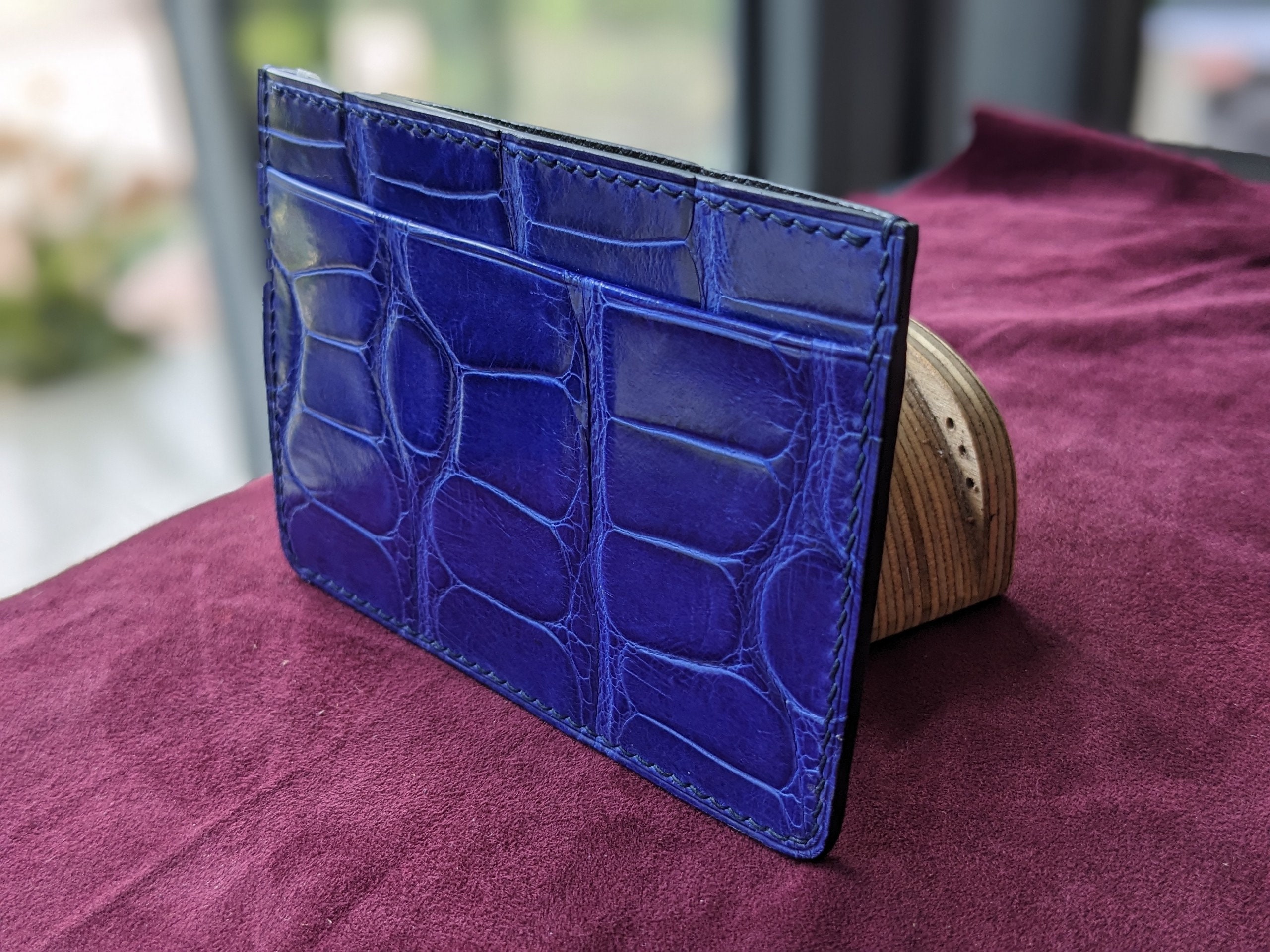 Handcrafted Alligator Leather Card Holder Stylish T For Him 