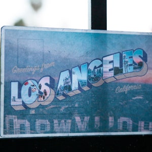 Cartão postal/adesivo vintage de Los Angeles inspirado nos Lakers - Píer de Santa Monica - Praia - Los Angeles - Kobe - Observatório Griffith - Disneylândia - Palmeiras - Califórnia