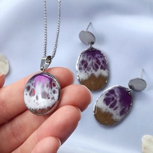 Ocean inspired jewelry, Purple resin set, Stainless steel summer accessories, Real sand nautical jewels, Sea waves beachy jewelry set zdjęcie 2