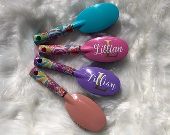 Personalized hair brush, stocking stuffer, Birthday Party favors for girls, spa party gifts, girls cheerleading team gift, gift for her