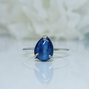 Kyanite Ring, 925 Silver Ring, Kyanite Jewelry, Pear Ring, Blue Stone Ring, Sis, Prong Ring, Statement Ring, Dainty, Christmas Gift, Mom