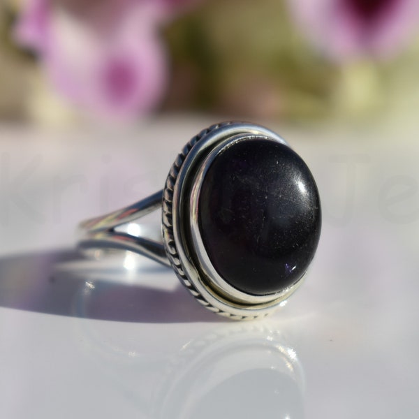 Anillo de turmalina negro, anillo de plata de ley, joyería de turmalina, piedra negra, anillo ovalado, anillo delicado, regalos de compromiso, anillo de apilamiento, esposa