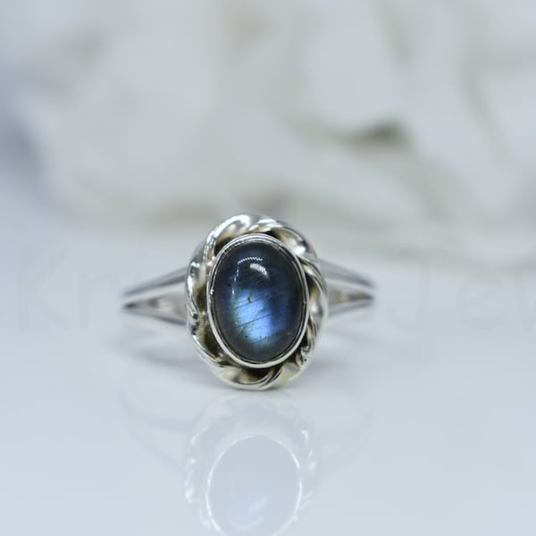 Blue Labradorite Gemstone Ring, 925 Sterling Silver Ring, Oval Gemstone Ring, Split Band Ring, Twisted Bezel Set Ring, Cabochon Gemstone