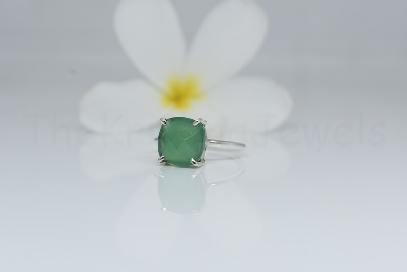 Natural Green Onyx Ring 4 Prong Set Ring 925 Sterling Silver Ring Cushion Shape Ring Faceted Gemstone Single Band Ring Statement Ring