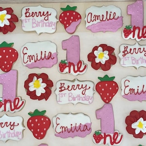 Eerste verjaardagskoekjes Berry: met royal icing versierde koekjes
