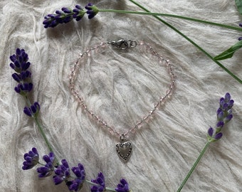 bracelet „lilith“ pink glass beads heart embellishment charm bracelet