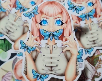 Vinylsticker gehypnotiseerd meisje met motten: Witchy Art cadeau