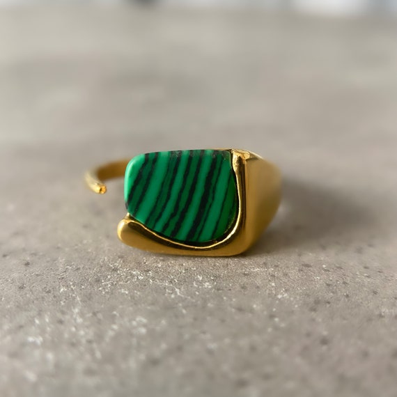 Malachite Ring Gemstone Ring 18k Gold - Malachite Ring by ASANA -  Green Crystal Ring for Women - Malachite Jewelry