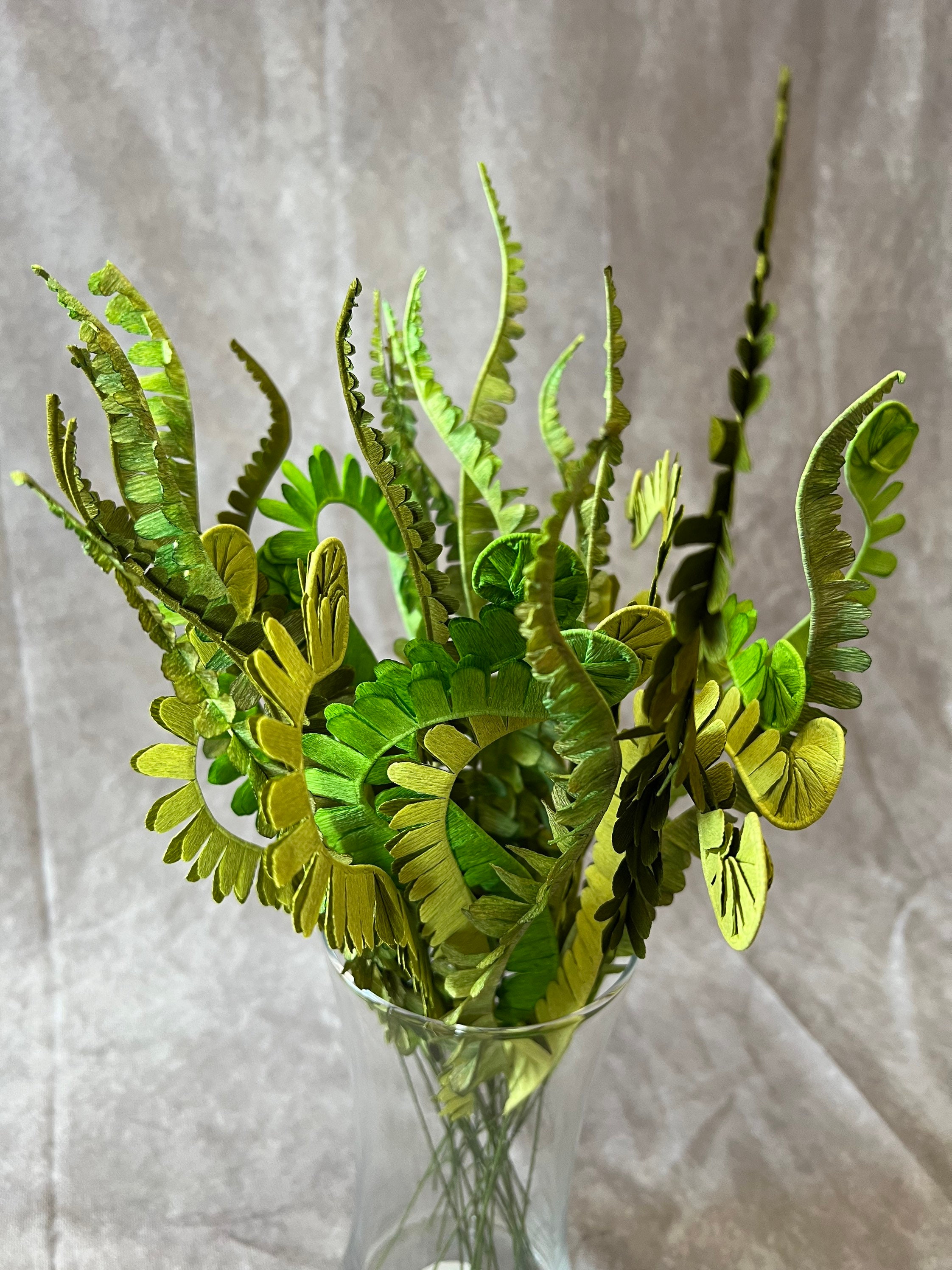 Crepe paper - Floriade - Dark green