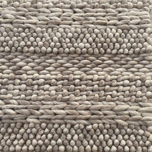 Cream Beige Hand Woven, Chunky, Mixed Loop Pebble Basketweave Design, Luxe Wool Felted Soft Rug. Customized Available - TheBrotherSisterCo