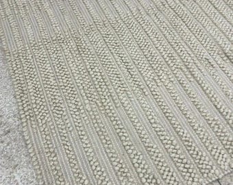 Hand Woven Chunky Wool Rug – Geometric Beige Stripes