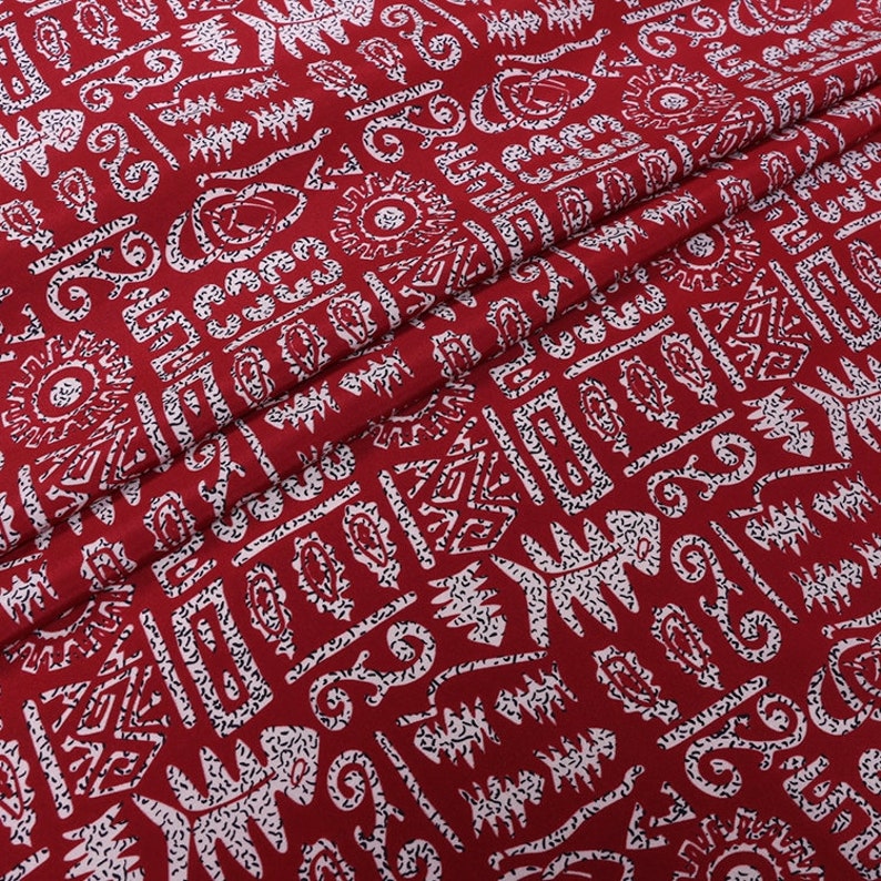 Silk Crepe de Chine Fabric With Fashion Pattern Fabric Width 44 Inch 16 mm By the Yard or Meter,Dress fabric