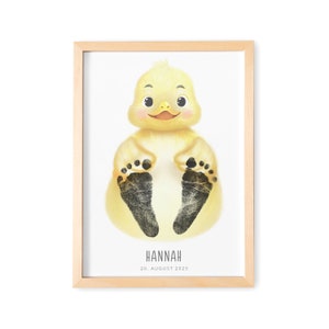 Fußabdruck Baby Bild mit Ente Fußabdrücke Poster Babygeschenk mit Tieren Geschenk zur Geburt (Ohne Farbe)