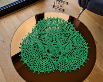 Fabulous Emerald Green Pineapple Fan Doily