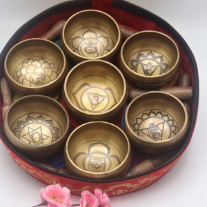hand carved singing bowl -set of seven  chakra singing bowl set-Chakra Healing-Best for Healing and balancing chakra- made in nepal