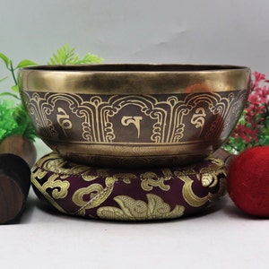 9 inches diameter Tibetan singing bowl--Tibetan mantra singing bowl for Healing chakra-meditation-Peace and love-Mindfulness- made in Nepal