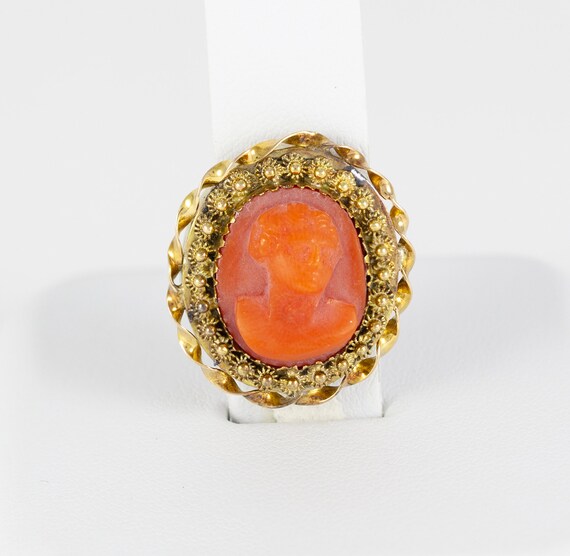 Broche Ancienne En Or Jaune 18 Carats Avec Corail Peau D'ange - Poids 14.5g, épingle Manquante - Occasion