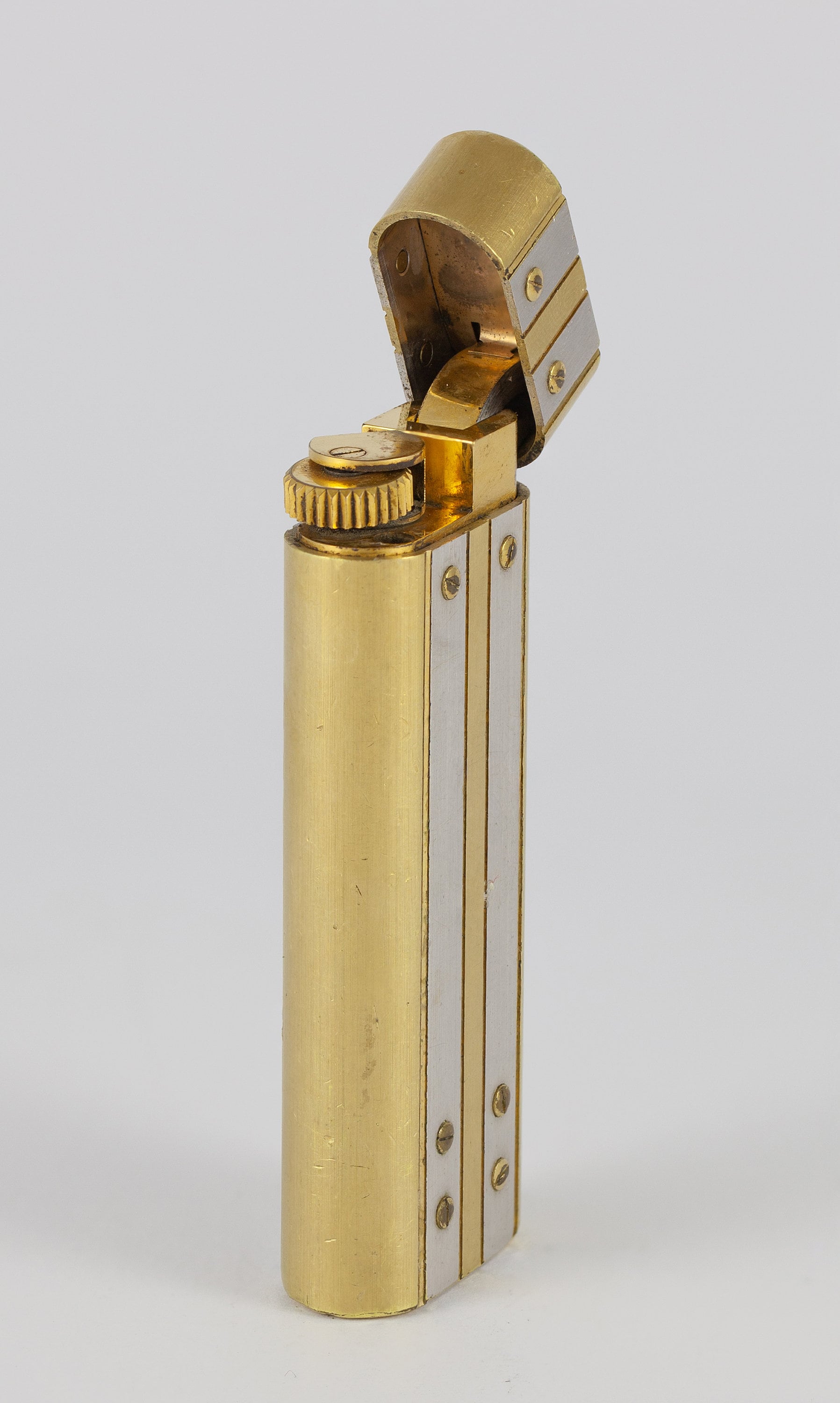 Original MUST DE CARTIER Gas Lighter / Briquet SILVER Plated Oval JUST  SERVICED 
