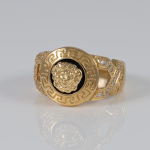 18k 750 gold ring