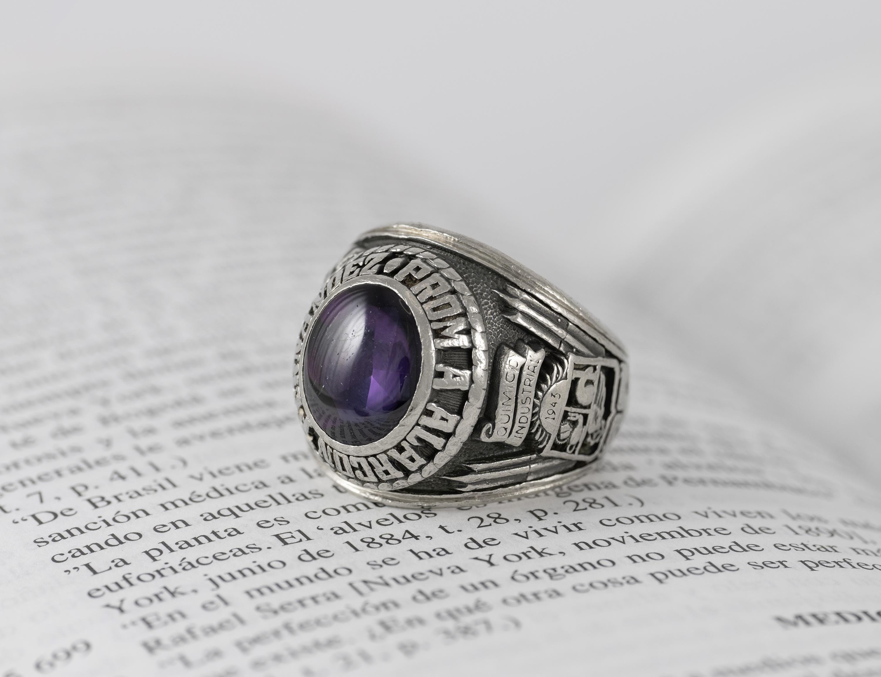 STER. JOSTEN'S College Ring Vintage1880 STER. JOSTEN'S College