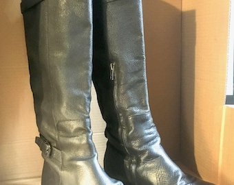 Vintage boots, Genuine Black leather size 37 EU, knee high flats, gorgeous...