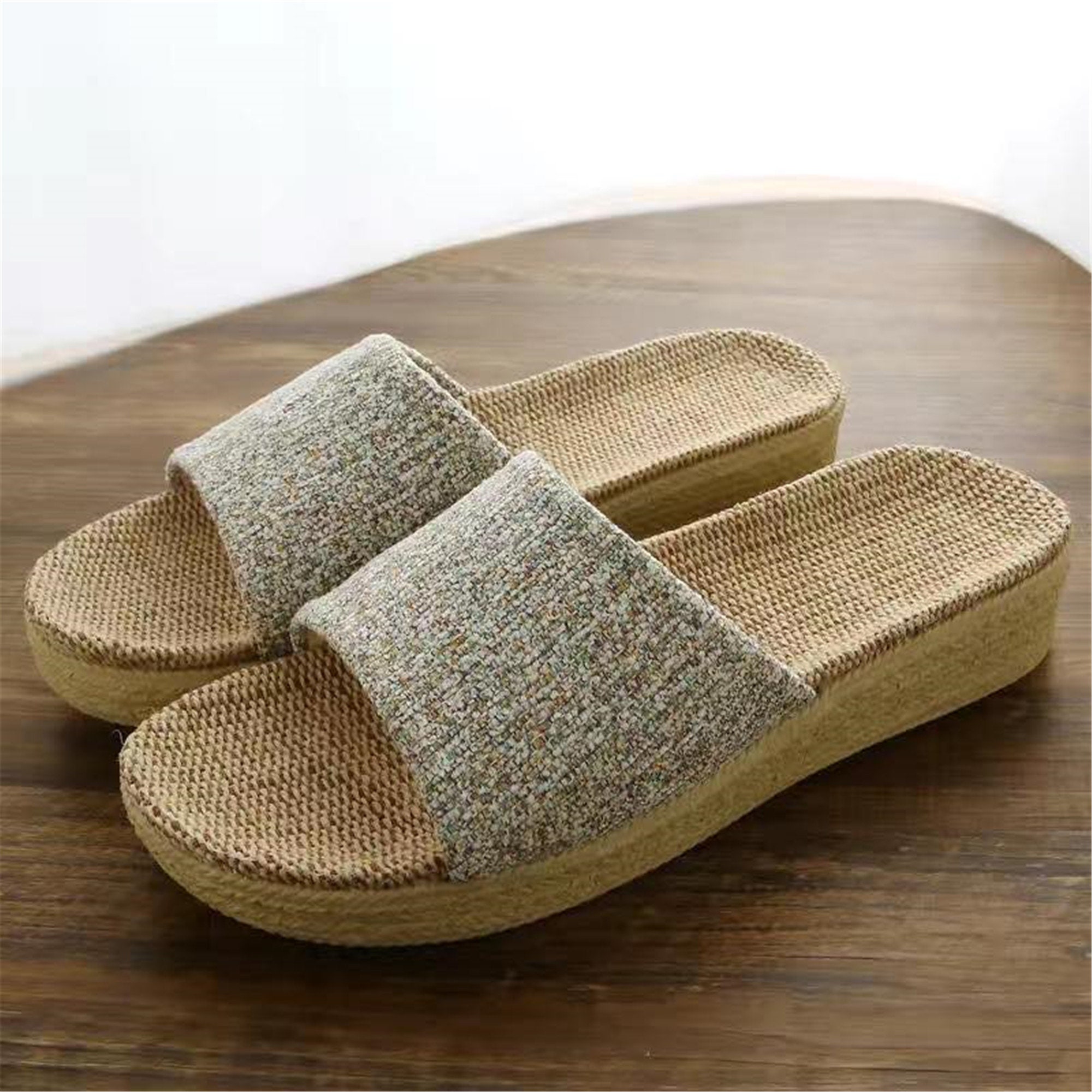 raised heel slippers