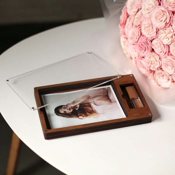 Personalized Wooden photo box with glass lid | Wood gift photo box | Custom wedding gift box | USB flash drive box