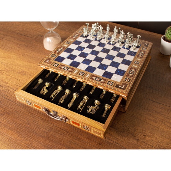 Unique Chess Board With Metal Chess Pieces Hand Crafted Wooden 