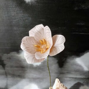 PRÉCOMMANDE Tulipe en papier dessiné - Fleur en papier – Brownie tulipe – Fleur artisanale – Fleur dessinée.