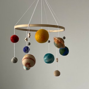 Solar System Mobile, Baby mobile, Planets Mobile, crib mobile girl, Space Nursery decor, Nursery mobile, needle felt mobile, space mobile