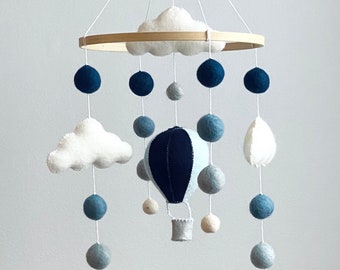 Baby mobile/ hot air balloon mobile/ felt baby mobile Boy/ cloud mobile/ crib mobile girl/ cloud mobile Nursery/ balloon mobile/newborn gift