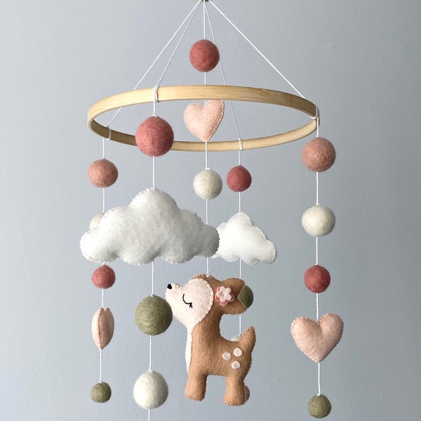 Mobile Bebe/ felt Baby mobile Girl/ felt cloud mobile/ woodland mobile/ Pom Pom mobile/ deer mobile Nursery/ crib mobile girl/ newborn gift