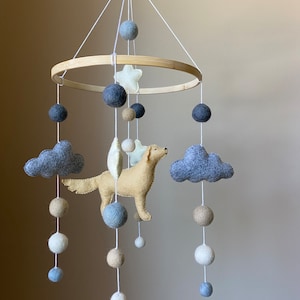 Dog mobile for nursery, golden retriever dog baby mobile, gender neutral mobile, Puppy cat mobile felt, Felt ball mobile crib, boho nursery