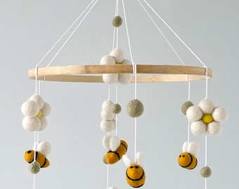 bee mobile/ baby girl mobile/ daisy mobile/Baby Mobile/ daisy Nursery Mobile/ cot mobile/ Crib mobile/ bumblebee mobile/ felt ball mobile