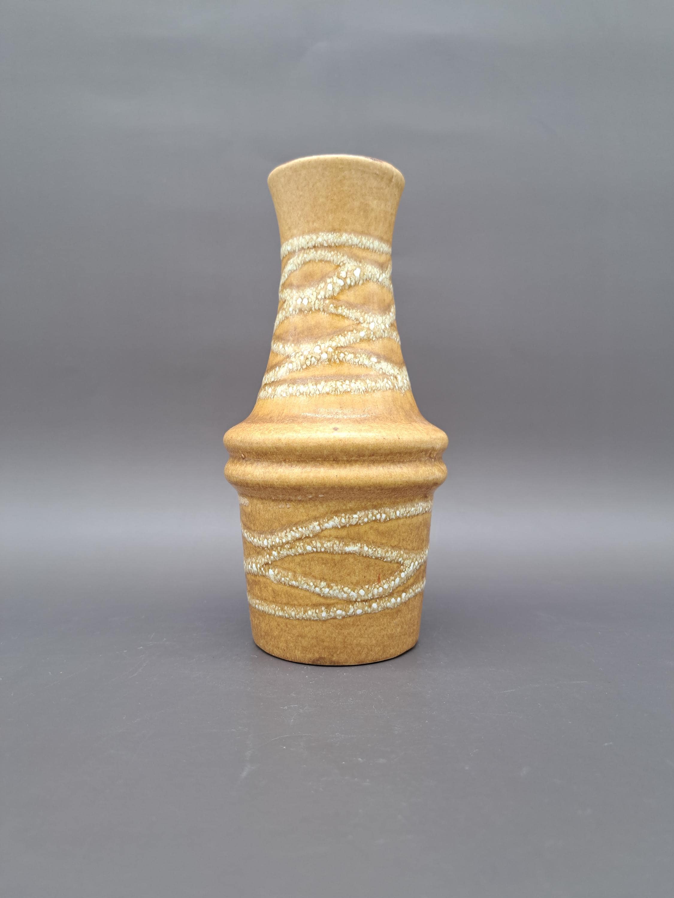 Mid Century West Germany Scheurich Vase 209-18 Fat Lava Ceramics