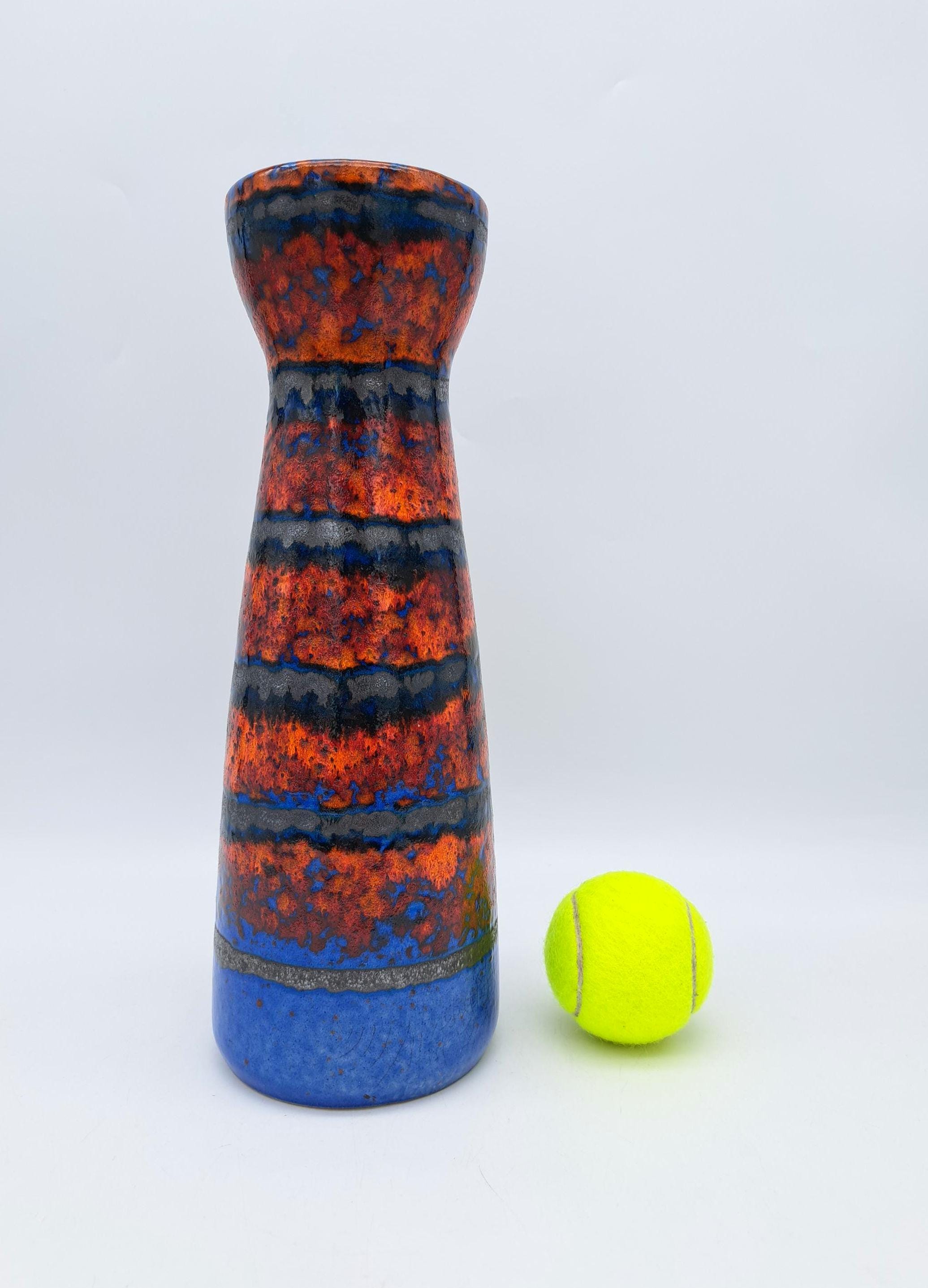 西ドイツ　ヴィンテージ　花瓶　scheurich社製　陶器製ヴィンテージ花瓶 希少なヴィンテージ西ドイツ製 Scheurich 花瓶 520-32 WGP ドイツ陶器