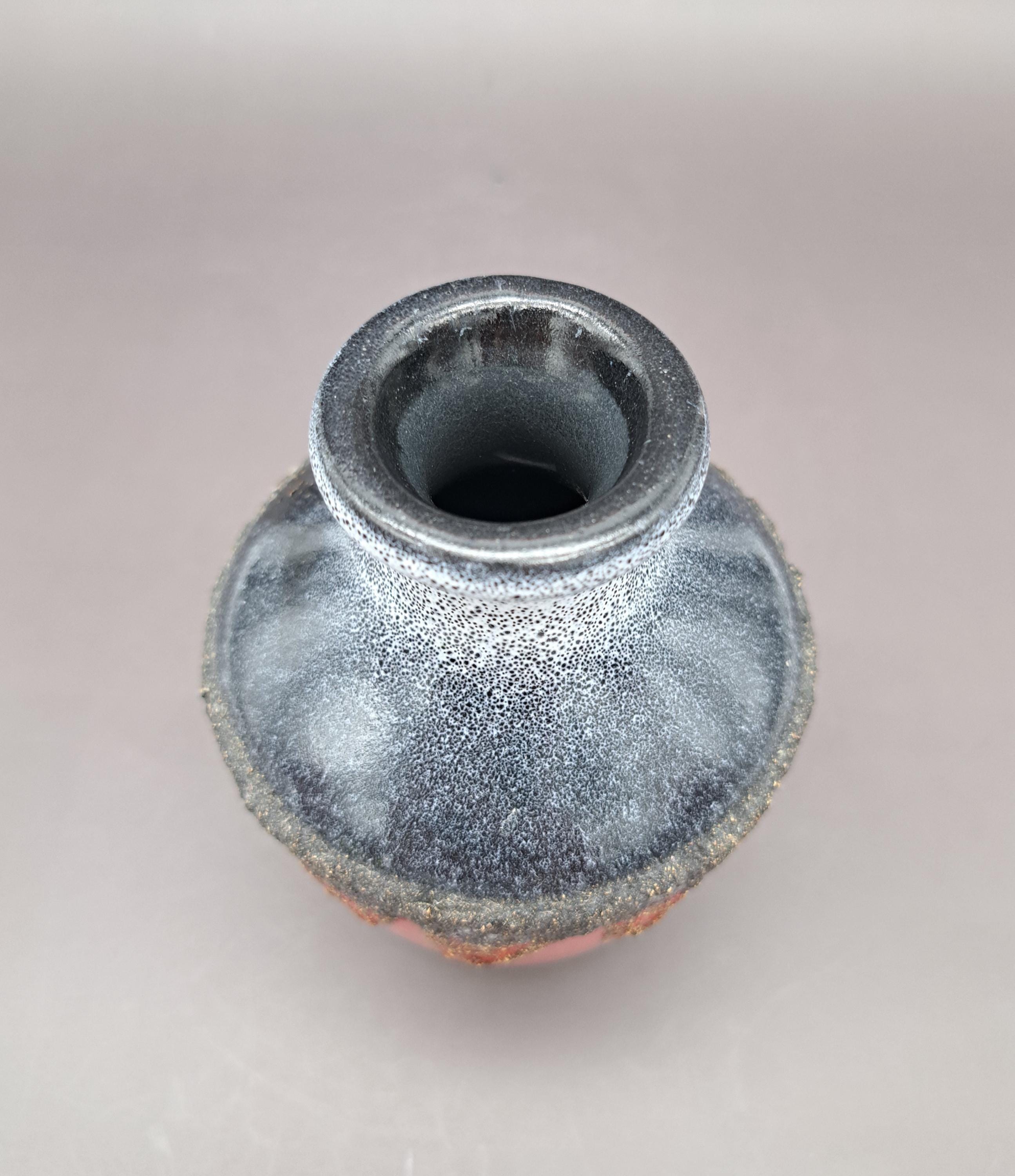 East Germany Fat Lava by VEB ヴィンテージ East Germany Fat Lava by